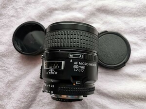 ニコン　AF MICRO NIKKOR 60mm f2.8 D 