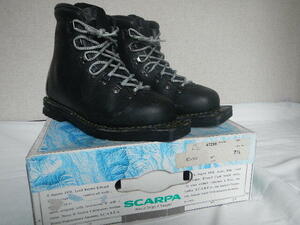 バックカントリースキーブーツ 靴　SCARPA 7 1/2 25.5Cm ビブラム底 本革製　MADE IN ITALY　（中古品）