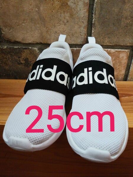 adidasアディダス　25cm　