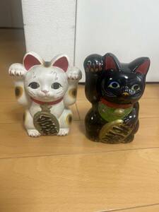 招き猫 貯金箱 使用済み 中古 2個 黒猫 白猫 縁起物 合格祈願