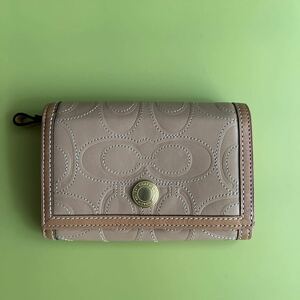 新品未使用保管品　■二つ折り財布　コーチ　COACH　シグネチャーステッチ　レザー　ブラウン　収納多い　レトロ