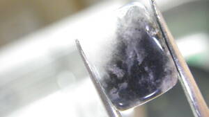 インドネシア産のイジェン水晶です。　希少な水晶　硫黄のブルーファイアで有名