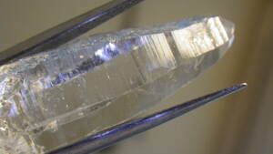 ( ultimate rare )gane-shuhi Maar production. crystal.. 4.1g 6 piece limitation column different himalaya crystal. . point 