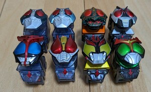 ジャンク品　仮面ライダーフォーゼ アストロスイッチ レジェンドライダー ×8点＆ガンバライドカード×51枚