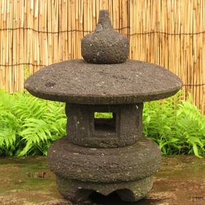  stone light . height 51cm weight 33kg sphere hand type Kyushu production natural stone 