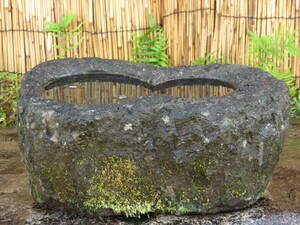 . width 46.5cm weight 25kg.. hand water pot plant pot garden stone Kyushu production natural stone 