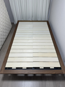 [ postage correction ] Muji Ryohin /MUJI/ wooden bed frame / semi-double size / walnut material / rack base bad / wood / wooden legs 26cm