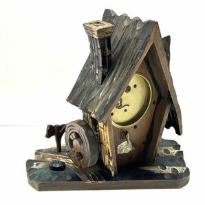 【E602】昭和レトロ SEIKO セイコー 置時計 家型/水車 希少モデル 機械時計 手巻き 木製 当時物 アンティーク bの画像2