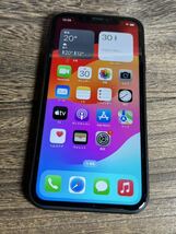 iphone XR 64G SIMフリー　ブラック　　バッテリー容量　９３％_画像1