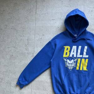 GILDAN ギルダン カレッジロゴ BALL IN プルオーバー パーカー ブルー M