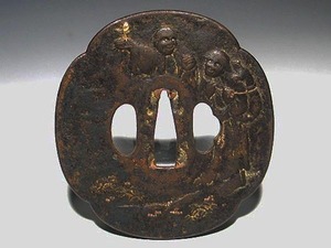 [ peach ] sword fittings : gold . gold .. person map large sword iron guard on sword 