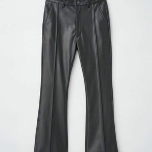 【JUHA】SYNTHETIC LEATHER FLARE PANTS