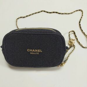 シャネル2020年　ホリデー限定　クリスマスノベルティ　チェーン付き　ポーチ　黒 CHANEL ショルダーバッグ