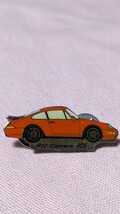 ★1996年モデル ポルシェ911カレラRS ピンバッジ 993RS (ソリ赤＝ガーズレッド) Porsche 993 Carrera RSピンズ (純正テクイップメント) _画像1