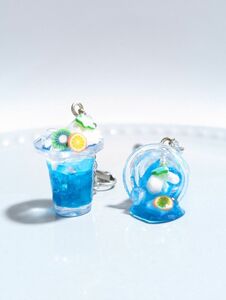 【No.6003】ハンドメイドイヤリングorピアス　ブルーハワイ