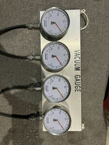 4 ream vacuum gauge 