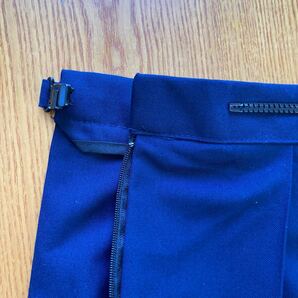 コスプレ衣装 制服 スカート ウエスト80くらい 総丈29cmくらい マイクロミニスカート 紺色 XXLの画像2