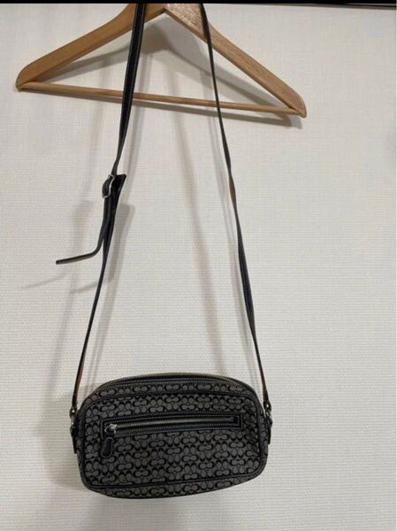 coachショルダーバッグ