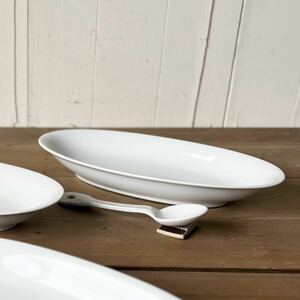 2枚set オーバル 丁度良い深さの皿 デッドストック 陶器　検: 長皿 パスタ皿 カレー皿 オムライス 中華 レトロ ビンテージ アンティーク