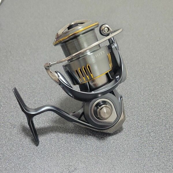 DAIWA　23エアリティ　LT4000XH