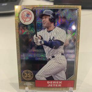 【美品】 Topps 野球カード MLB DEREK JETER 2022年