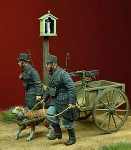 送料1000円 兵士2体 犬力車 1/35スケール ミリタリー イヌ 犬 戦場 外国兵 大戦 ジオラマ 未塗装 未組立 キット ミニチュア 樹脂模型 H469