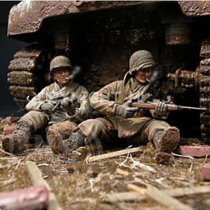大戦 模型 1/35 樹脂 レジン フィギュア キット US 歩兵連隊 レイアウト 兵士２体 未塗装 未組み立て H470