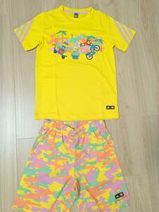 新品6,050円 アディダス adidas Tシャツ & ショーツ セットアップ キッズ 140 セット ☆☆☆☆☆ Nike ナイキ ノースフェイス パタゴニア