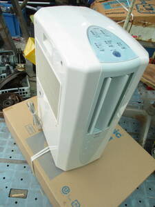 CORONA コロナ CDM-106 アクアグリーン COOLDRY(クールドライ) 冷風・衣類乾燥除湿機　奇麗です 2006年製　クロネコ140サイズ発送
