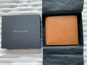 【未使用】BVLGARI ブルガリ クラシコAMBER 二つ折り財布（メンズ）