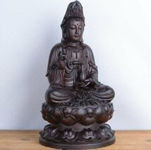 新入荷★仏教美術 精密細工 木彫仏像 木彫り 天然木 置物 浄瓶観音菩薩座像　仏像 高さ20cm_画像2