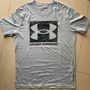【アンダーアーマー】under armour 半袖Tシャツ メンズMサイズ　グレー