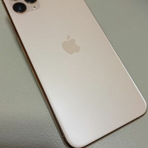 超美品 iphone11pro max 64GB 人気のゴールド　バッテリ80% apple購入 シムフリー 残債無し 