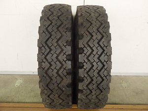 7.00-12 12PR トーヨータイヤ W-21F 中古 2本セット フォークリフト スノータイヤ 2012年製 X1584