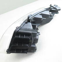 スカイウェイブ250 [CJ44A] TYPE-S 純正ヘッドライト左 ウインカー LEDバルブ　スズキ 中古 63111-42G0 SUZUKI KR060219_画像2