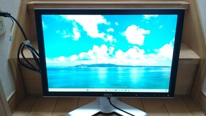  used Dell 2007WFP 20 -inch wide monitor (1,680×1,050 WSXGA+) pivot rotation height adjustment compact width 472.7mm( inspection LG,I/O,iiyama)