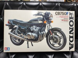 ★☆タミヤ　未組立　ホンダ　CB750F　バイク　プラモデル　１/６☆★