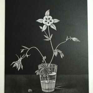 f長谷川潔 ５００部限定作品 　「 コップに挿したアンコリの花」1972年　マニエ−ルノワール