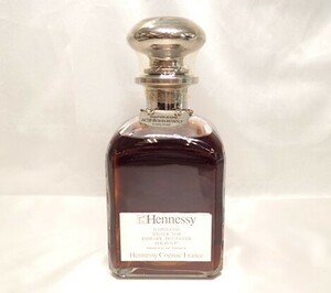 （お酒） Hennessy ヘネシー シルバートップ 未開栓 コニャック ブランデー 700ml 古酒