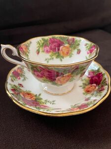 ロイヤルアルバート ROYAL ALBERT カップ ソーサー オールドカントリーローズ 金彩 ローズ 洋食器