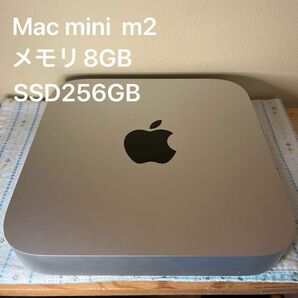 【美品】Mac mini m2 シルバー ［MMFJ3J/A］ メモリ8GB SSD256GB 2023モデル