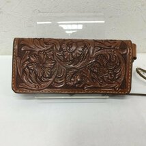 古着 大和工房 フラワーカービング バイカーズ ウォレット 1879銀貨コンチョ オイル焦がし加工 財布 財布 - 茶 / ブラウン_画像3