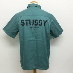 ステューシー T/C ツイル バックロゴプリント 半袖ワークシャツ シャツ、ブラウス シャツ、ブラウス M 緑 / グリーン ロゴ、文字