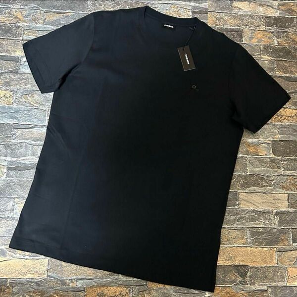 【新品】DIESEL ディーゼル／クルーネック Dロゴ ミニプレートTシャツ カットソー Lサイズ 半袖