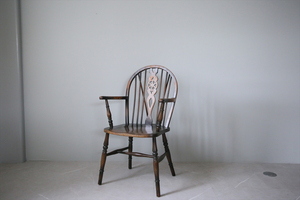  Британия античный * старый дерево arm стул / из дерева салон стул / обеденный / подлокотник . стул / стенд для вазы / полка витрины / магазин инвентарь / дисплей / Англия Vintage мебель 