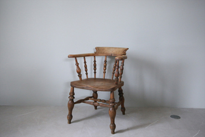  Britain antique * old tree smoker z chair / wooden Captain chair -/ armrest . chair chair / display shelf / store furniture display / England Vintage furniture 