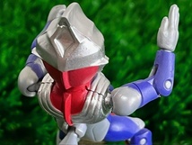 BANDAI★ウルトラマンシリーズ◇マルチ・間接可動・浮遊 [ウルトラマンティガ] フィギュア 開封済み美品 ＊バンダイ食玩_画像8