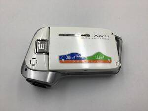 04688 【動作品】 SANYO サンヨー Xacti DMX-CA8 コンパクトデジタルカメラ バッテリー付属