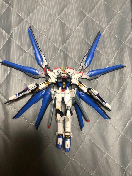 ガンプラ　HGCE 1/144 ストライクフリーダムガンダム　ガンダムSEED プラモデル