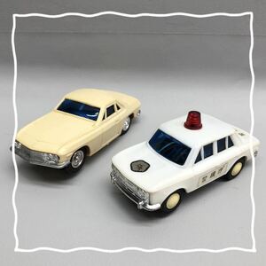 H■ ミニカー 2台 セット YONEZAWA ヨネザワ スロットカー パトカー 警視庁 ベージュ 1/40スケール？ 自動車 車 当時物 昭和レトロ 